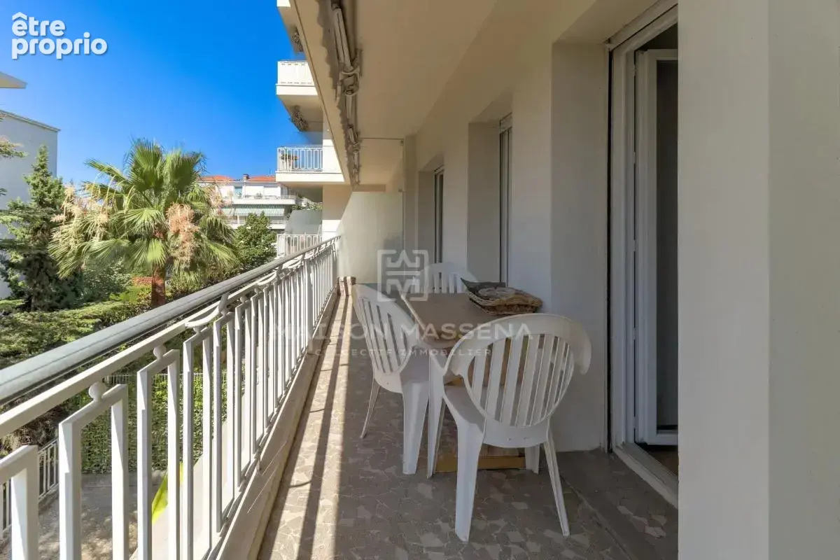 Cimiez – Grand 2 pièces avec terrasse exposée sud au calme ! - photo 10