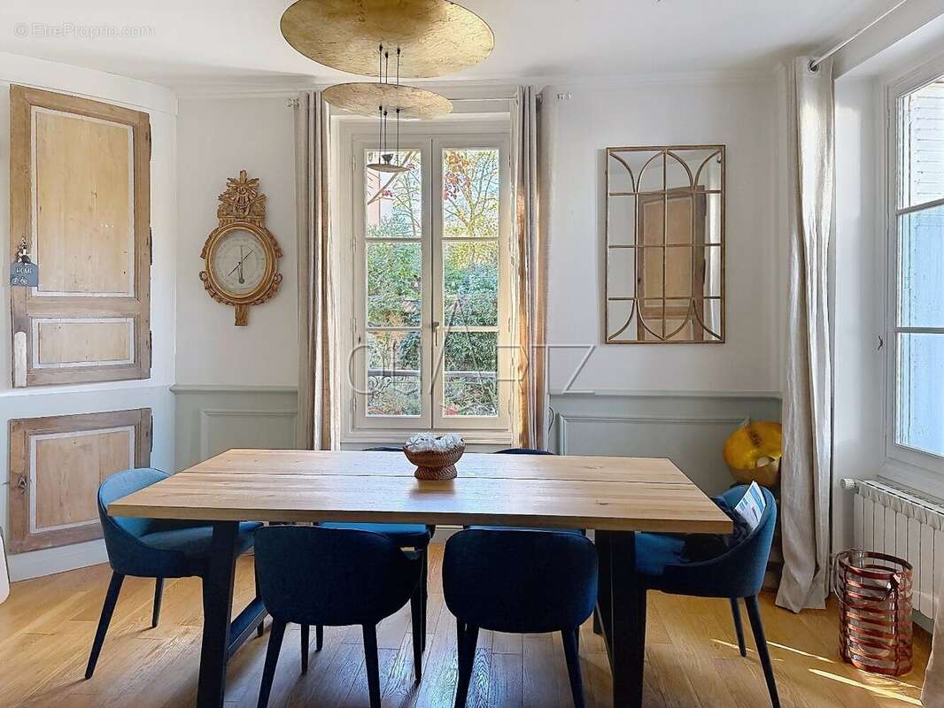 Maison à VERSAILLES