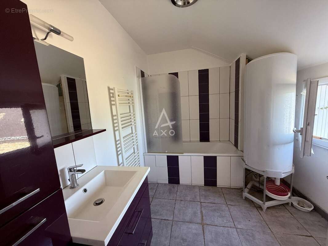 Maison à LANVENEGEN