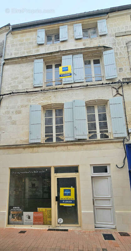 Appartement à SAINTES