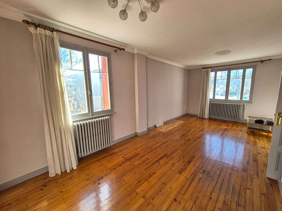 Maison à BOURG-EN-BRESSE