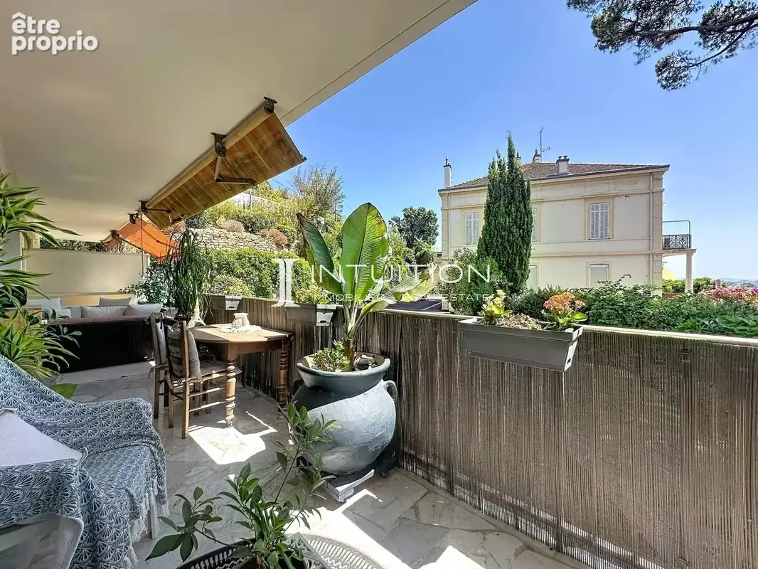 Mandelieu - Les termes : élégant deux pièces avec grande terrasse et garage - photo 14