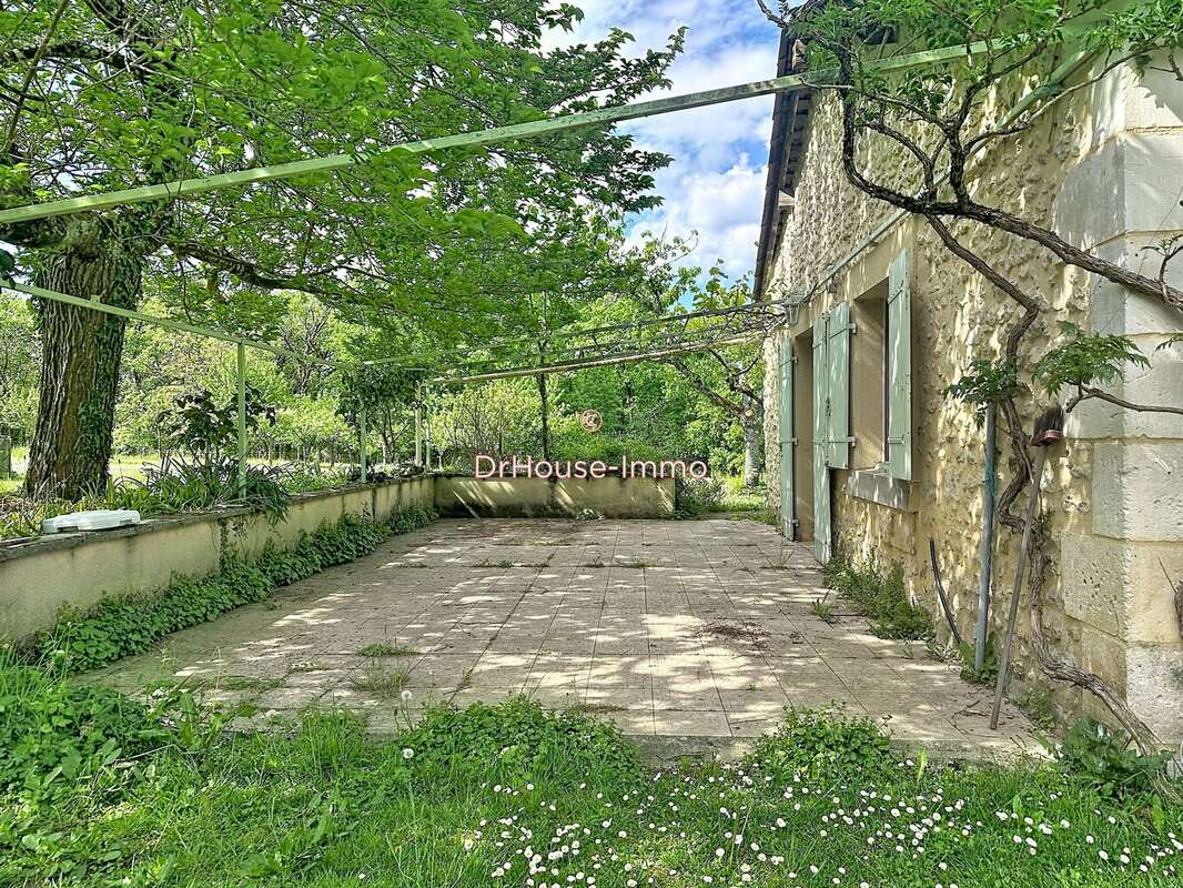 Maison à SAINT-AQUILIN
