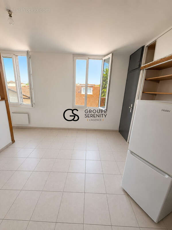Appartement 26 m² à Begles  - photo 2