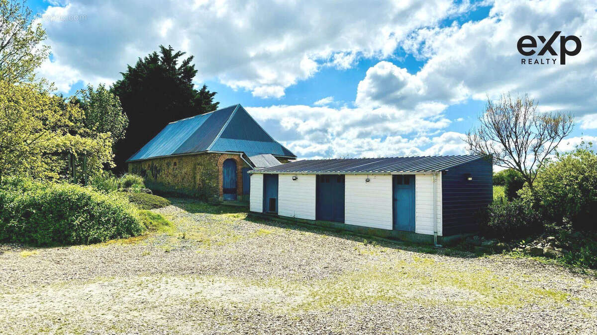 Maison à CHEMAZE