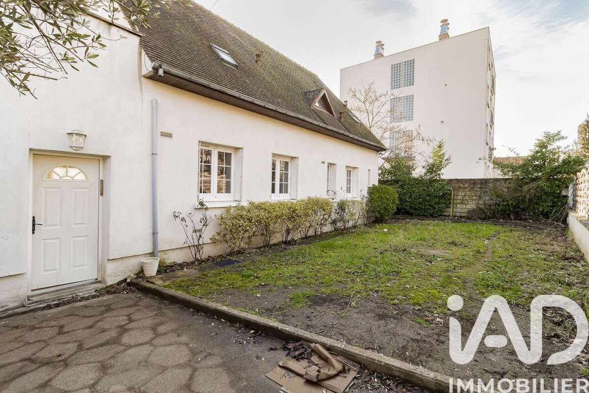 Photo 8 - Maison à SAINT-MAUR-DES-FOSSES