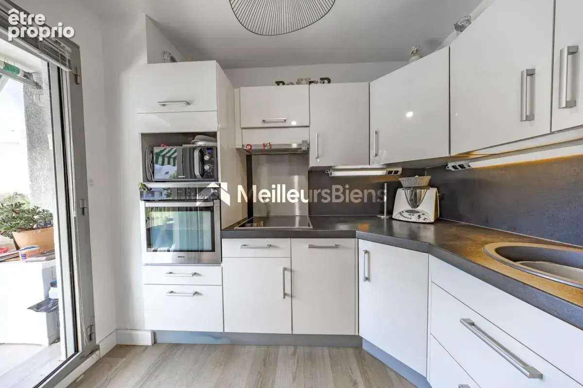 Appartement coeur de ville au calme - photo 8