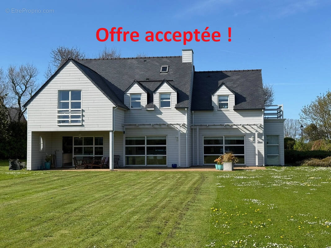 Maison à LOCQUENOLE