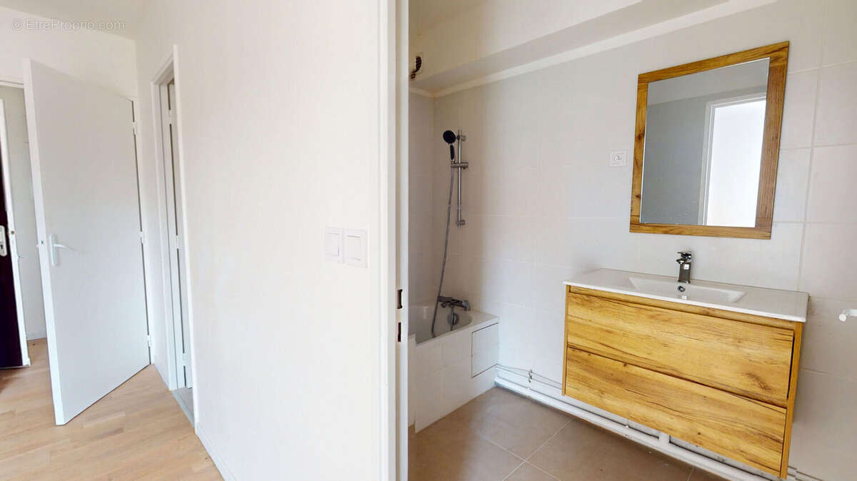 Appartement 4 pièce(s) 112 m2 avec immense terrasse! - photo 7