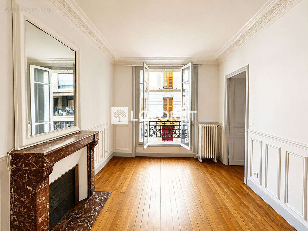 Appartement 3 pièces traversant avec le charme de l'ancien - Alésia - photo 2
