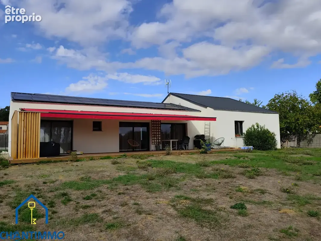 Pavillon de plain-pied spacieux et moderne sur un terrain de 5200 m2 - photo 16