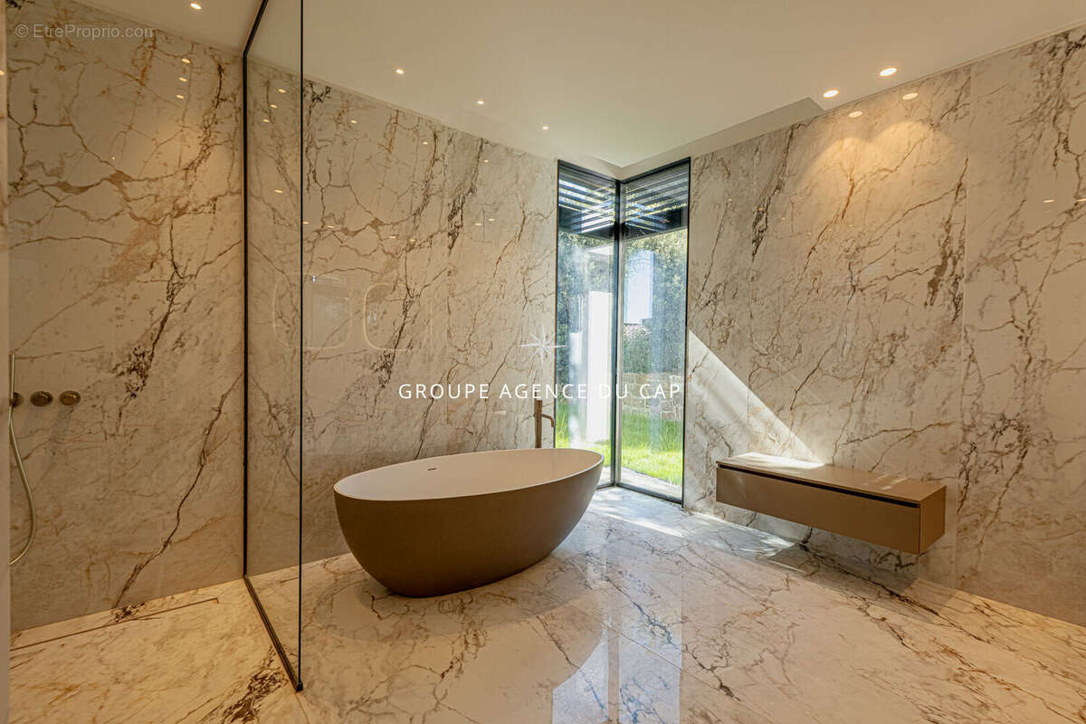 Maison à SAINTE-MAXIME