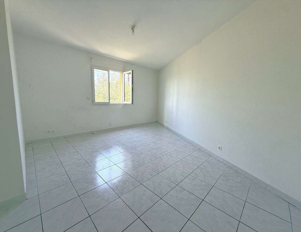 AGDE-Maison contemporaine prête à accueillir vos projets ! - photo 8