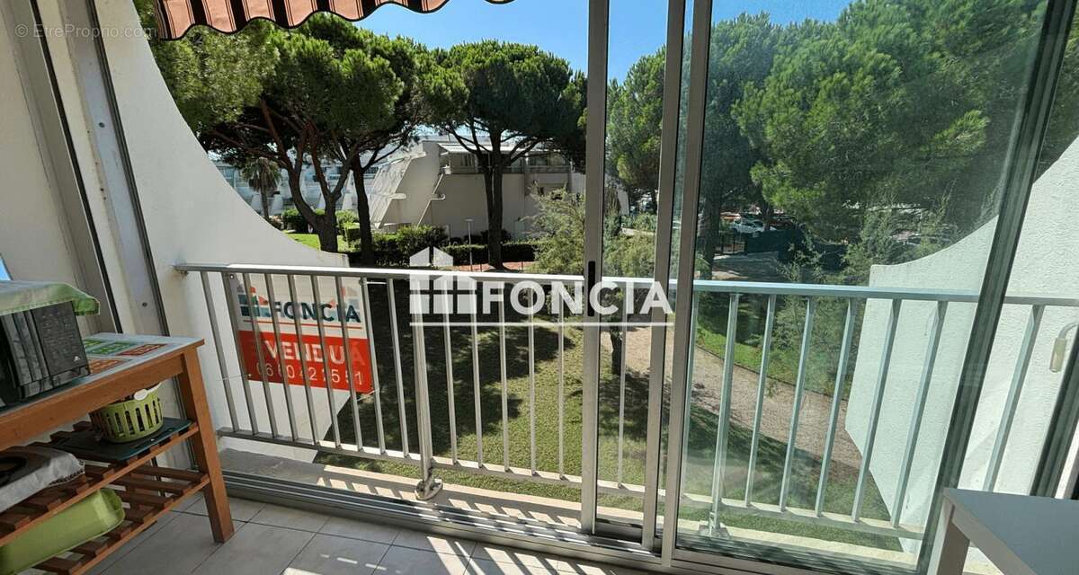 PORT CAMARGUE Plage Sud studio double cabine 27 m²   avec loggia de 7 m2 env parking privé - photo 2