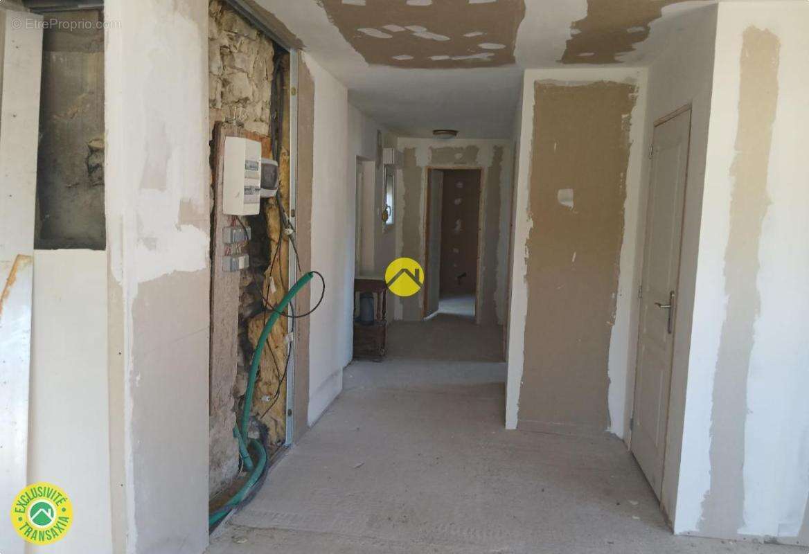 Belle maison à rénover - photo 6
