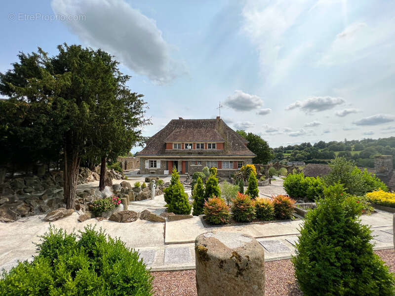 Maison à LONLAY-L'ABBAYE