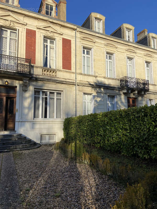 Maison 7 pièces avec jardin centre-ville - photo 6