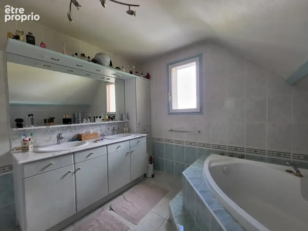 Maison familiale 4 chambres PARIGNE LE POLIN (72) 5 MN GUECELARD - photo 10