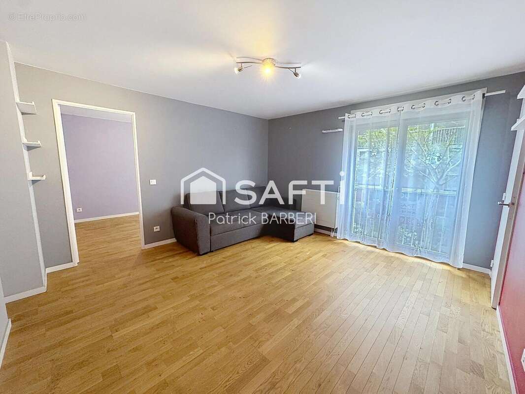 Photo 2 - Appartement à NANTERRE