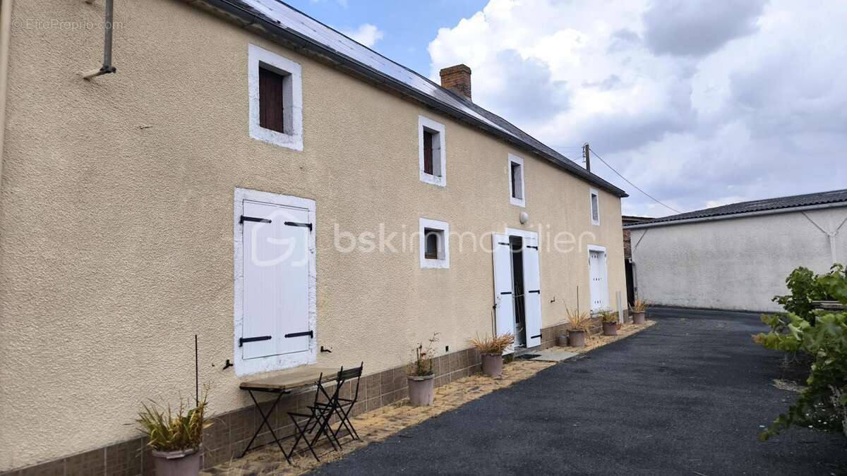 Maison idéale primo‑accédants/ artisants/ investisseurs – Gourgé - photo 12