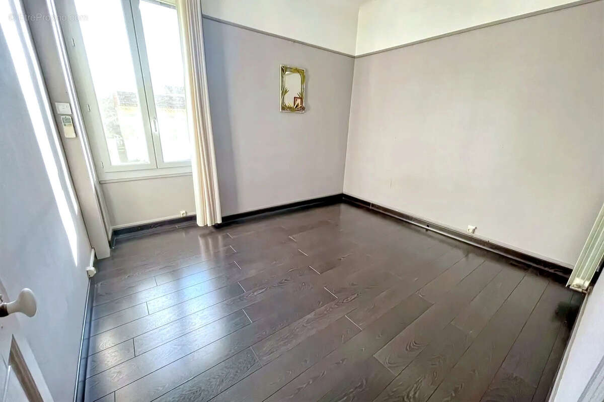 Maison à SORGUES