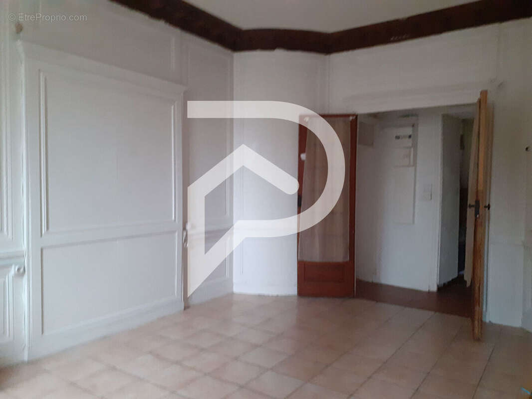 Appartement à LAMBALLE