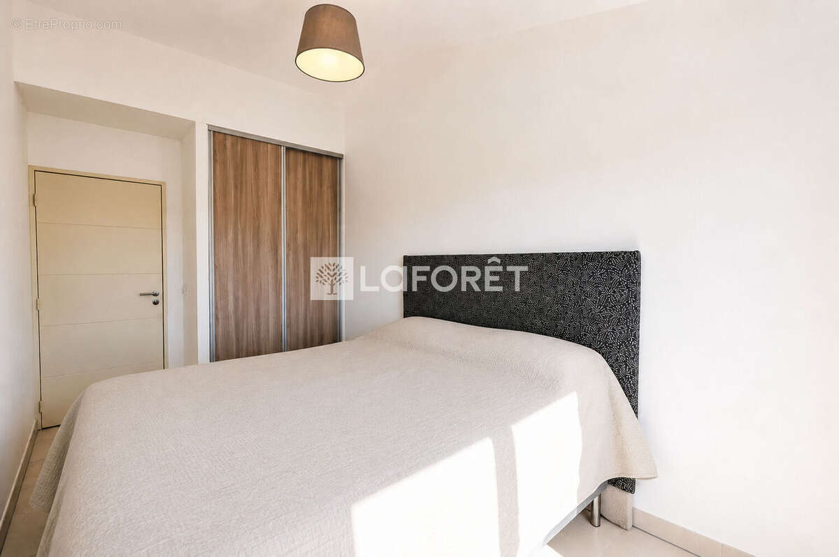 Appartement à VALBONNE