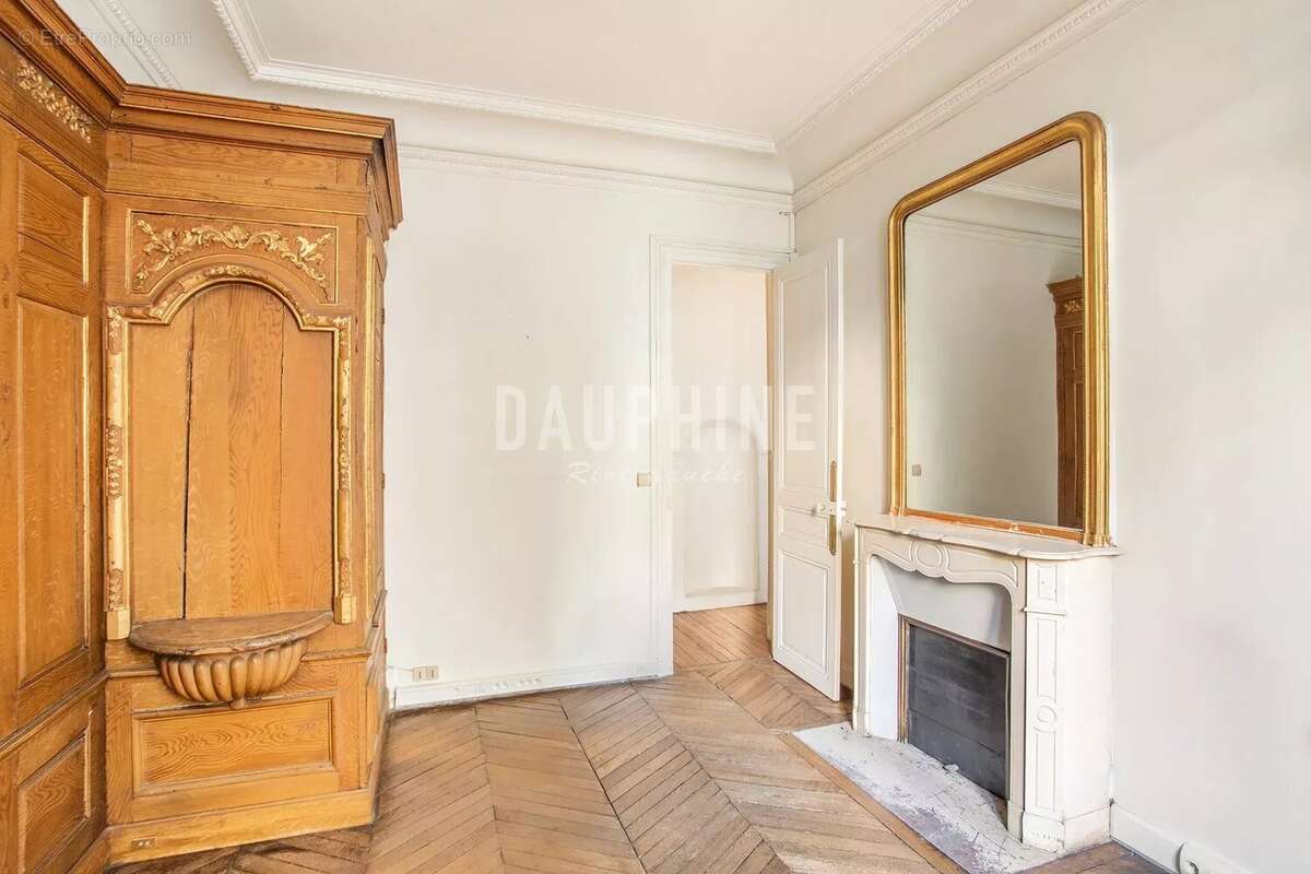 Appartement à PARIS-6E