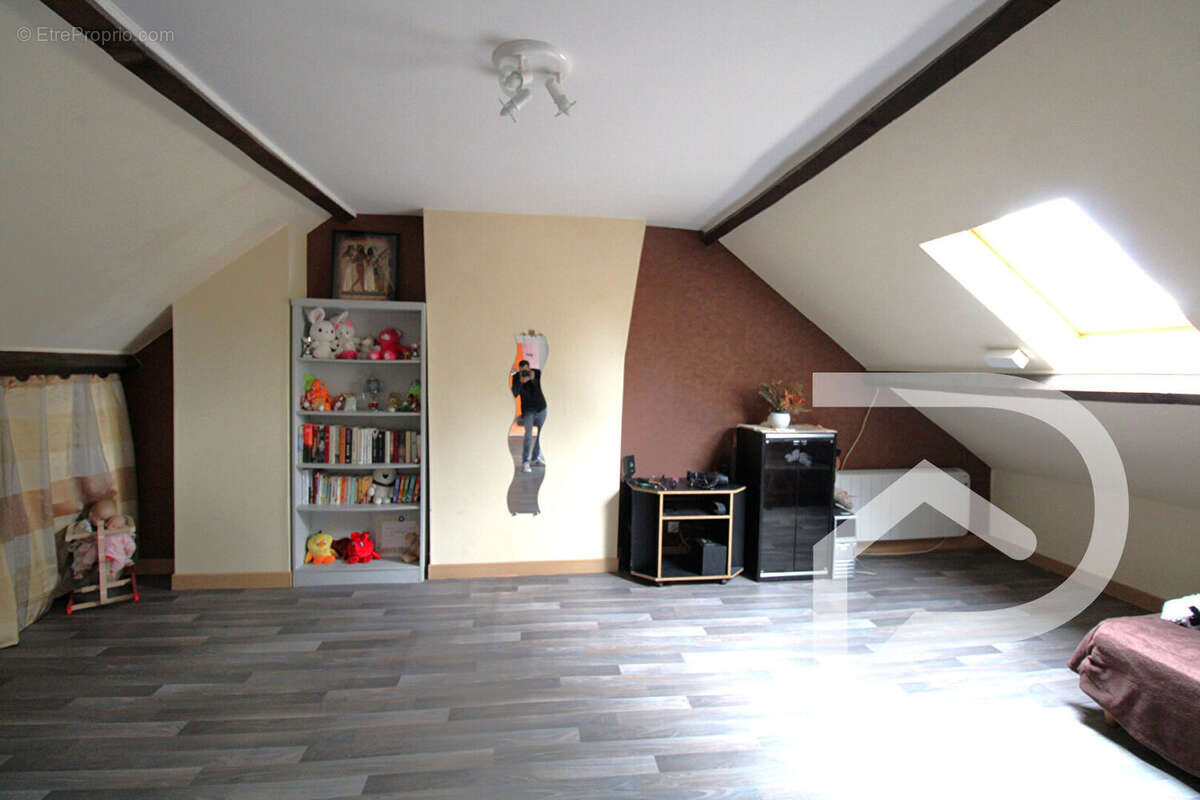 Maison à PONT-SAINTE-MAXENCE