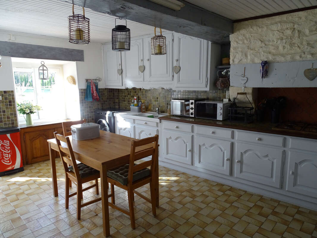 Maison à MONTIGNY-SUR-AUBE