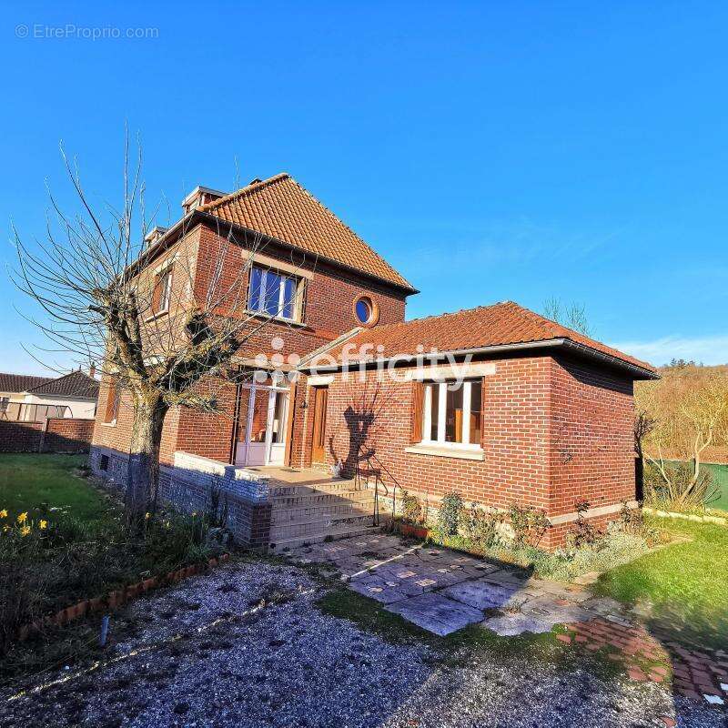 Maison 157 m² à Longueville-Sur-Scie  - photo 3
