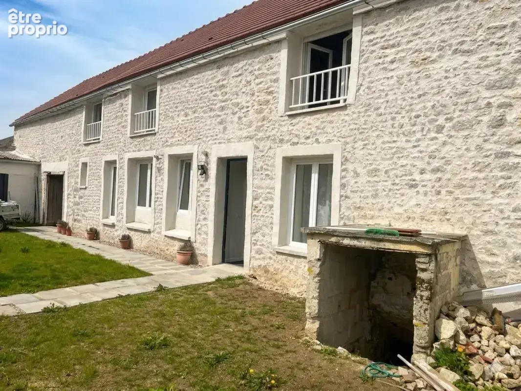 Maison à ETAMPES