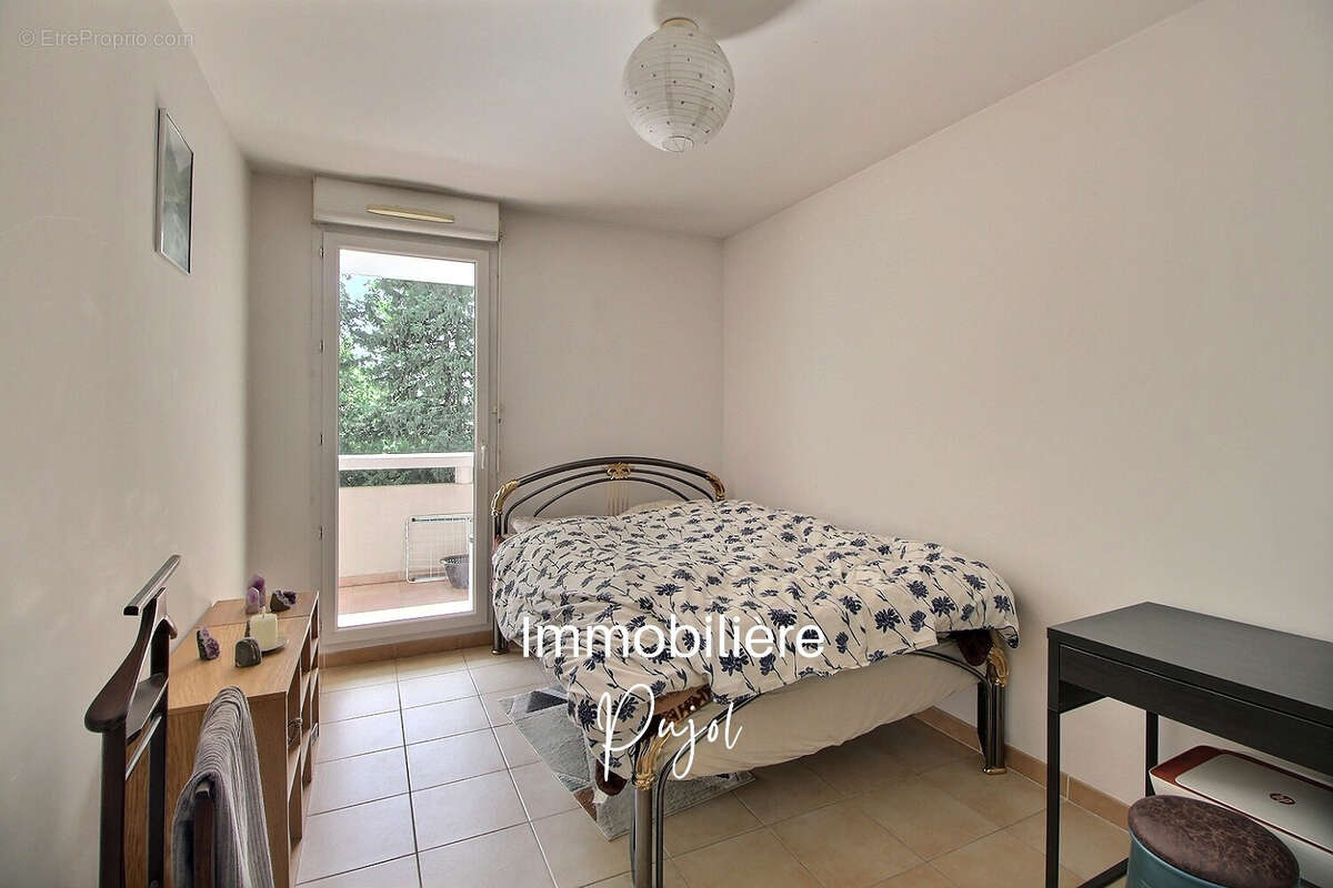 Appartement à MARSEILLE-9E