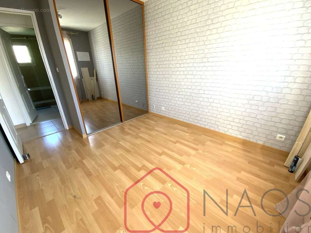 Maison à LA CHAPELLE-SUR-ERDRE