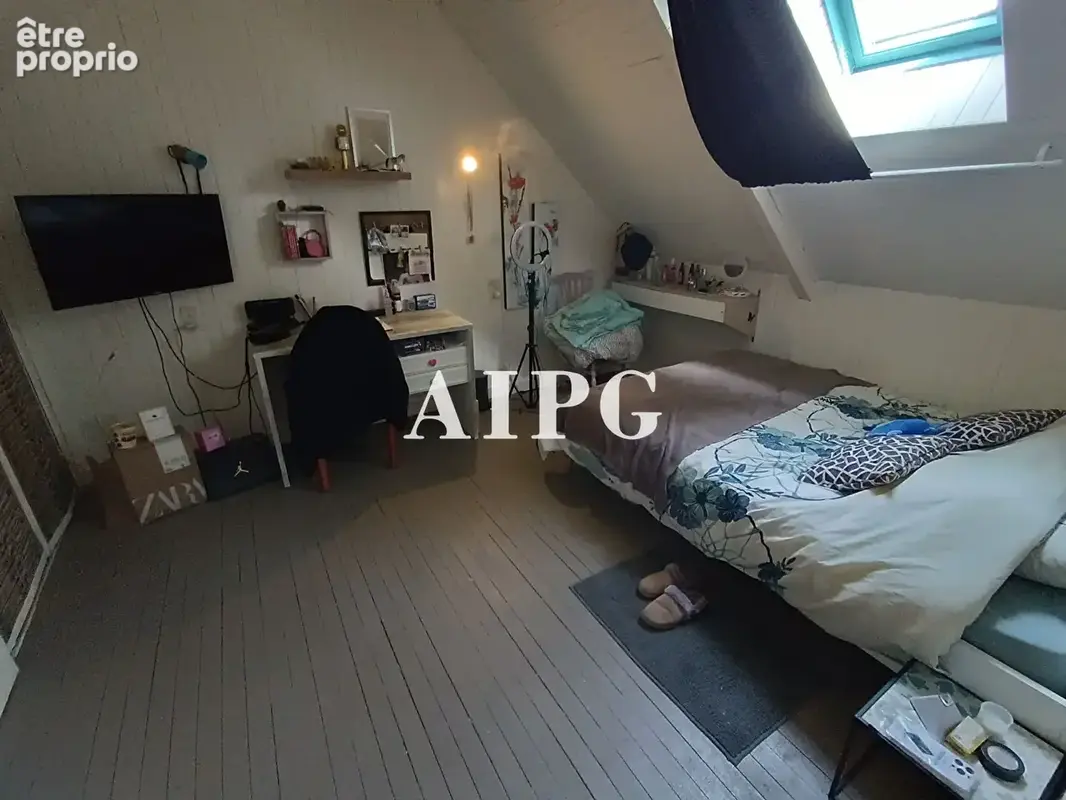 Bon repos sur Blavet, bâtisse de 6 logements et 1 commerce, à vendre - photo 15