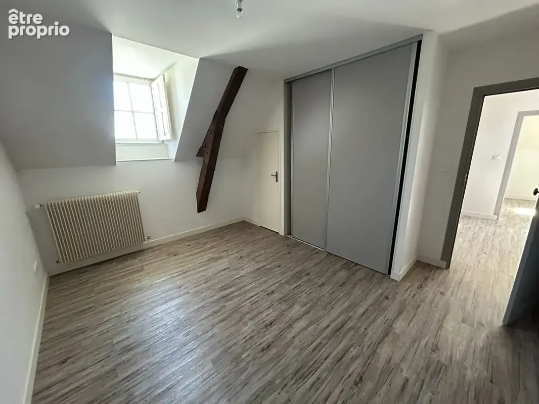 Appartement centre-ville chateau gontier - photo 6