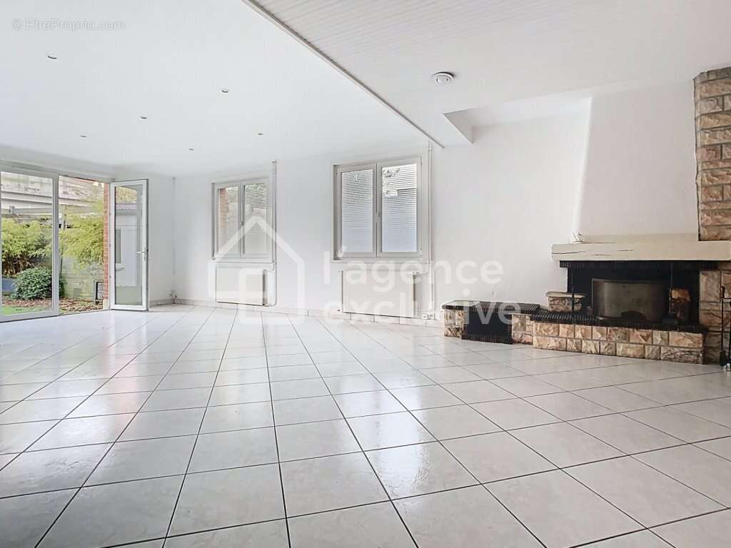 Maison à MARCQ-EN-BAROEUL