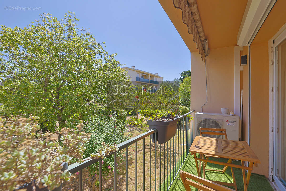 Appartement T3 - 56,05m2 + Garage + Cave (25,6 m2) + Terrasse - Le Pradet 'Les Gravettes' - photo 4