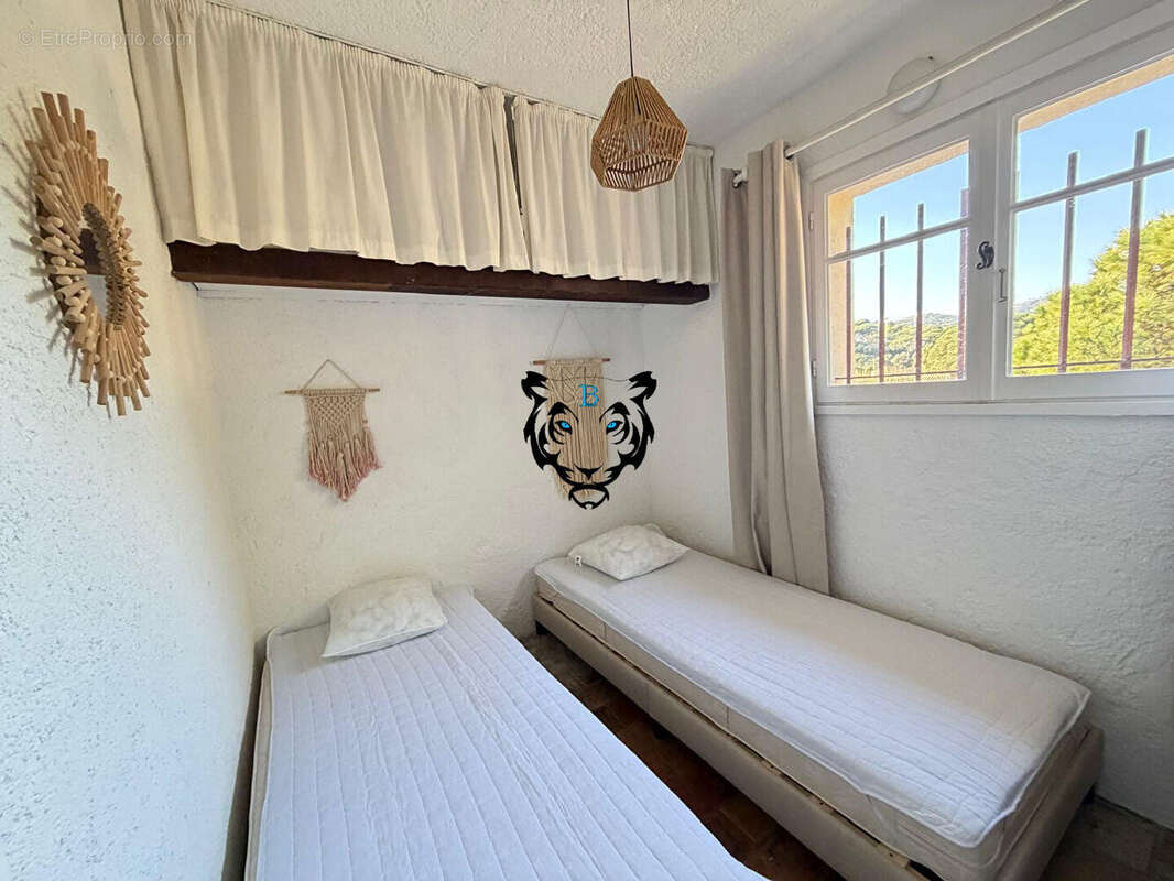 Appartement à LES ISSAMBRES