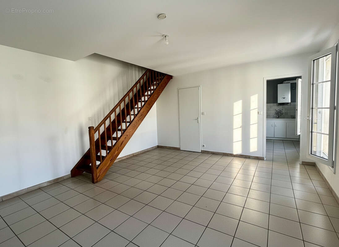 Immeuble de rapport, 2 logements, 98m2 - photo 5