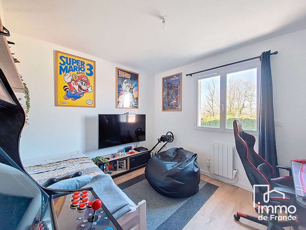 ATTIGNAT - Maison moderne de 105 m² avec jardin et garage - photo 11