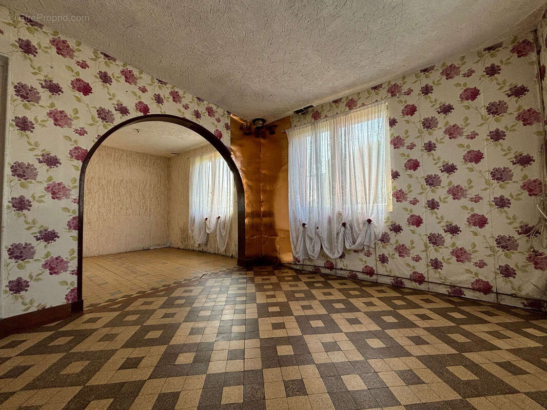 Maison à CRECY-EN-PONTHIEU