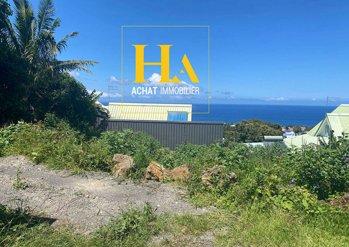 Terrain à SAINT-JOSEPH