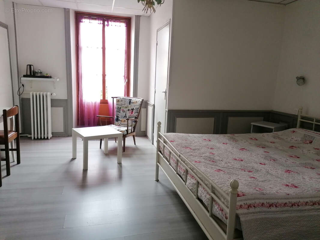 Appartement à LUXEUIL-LES-BAINS
