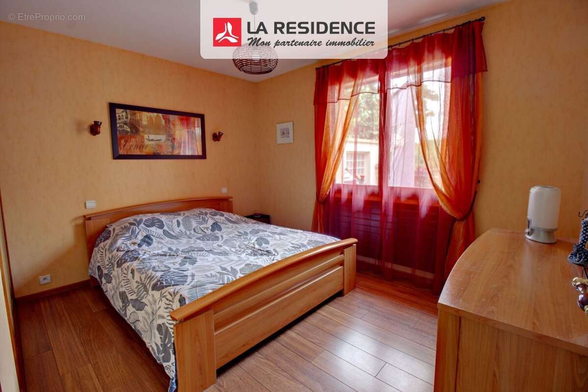 Maison 190 m² à Conflans-Sainte-Honorine  - photo 9