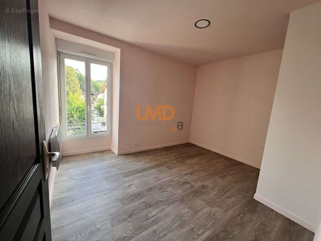 Appartement à CRANSAC