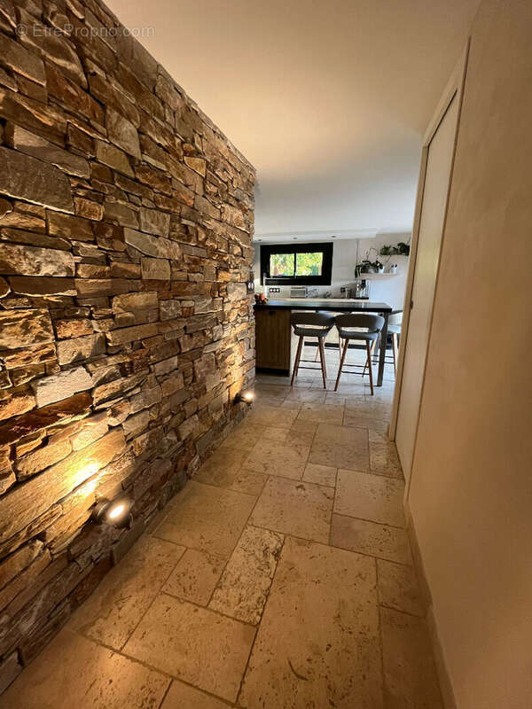 Maison à REVENTIN-VAUGRIS