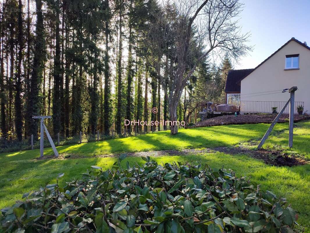 Maison à LE BENY-BOCAGE
