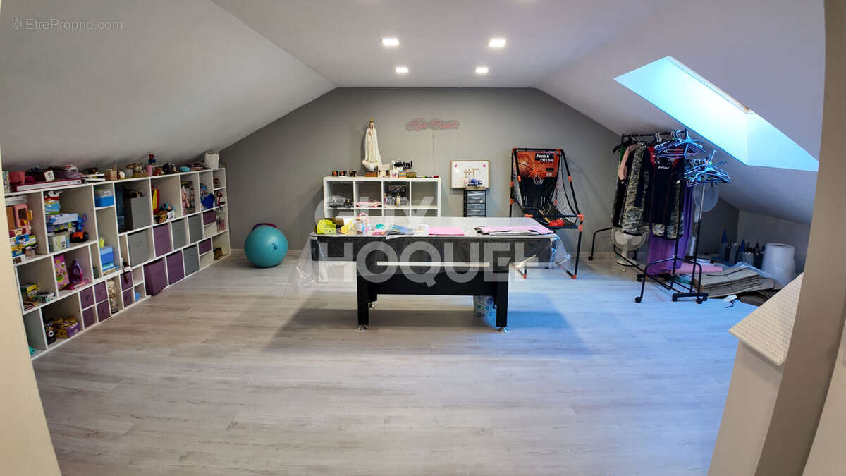 Maison à LA TABLE