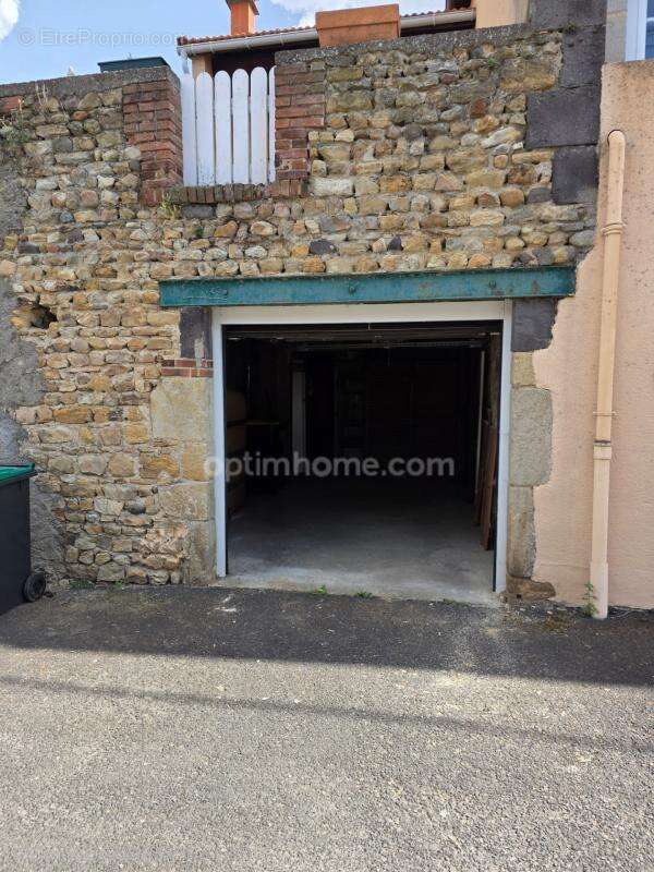 Magnifique bâtisse rénovée de 320 m² – Fort potentiel de rendement ou grande maison de famille - photo 44